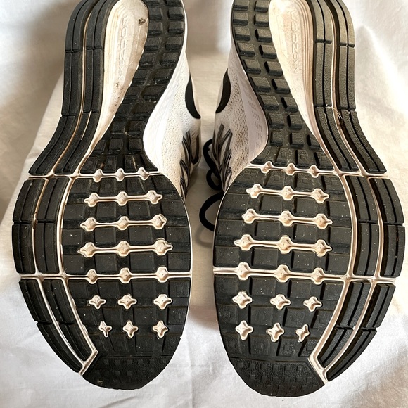 Women’s Nike Zoom Pegasus 32 - size 8.5 - Picture 5 of 6